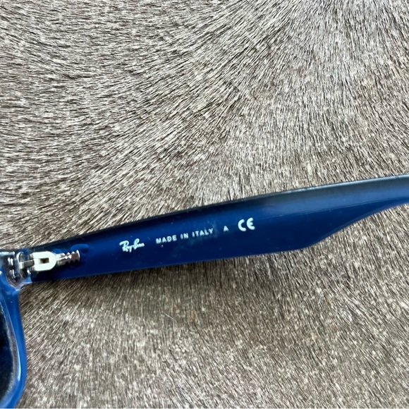 Ray-Ban New Wayfarer Men's Matte Blue Mirrored  Sunglasses RB-2132 - 6053/71 - Picture 5 of 7